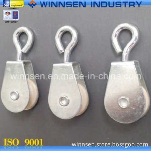 Greenhouse Galvanized Swivel Eye 7/8" Nylon Pulley (Ys50020)